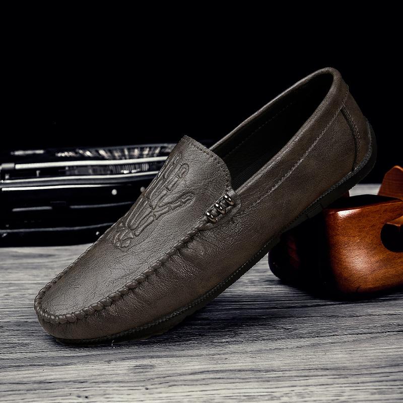 Mode Krokodilmuster Herren Freizeit Schuhe Stilvolle Handgefertigte Herren Slipper Echtes Leder Herren Slipper Bequeme Outdoor Schuhe
