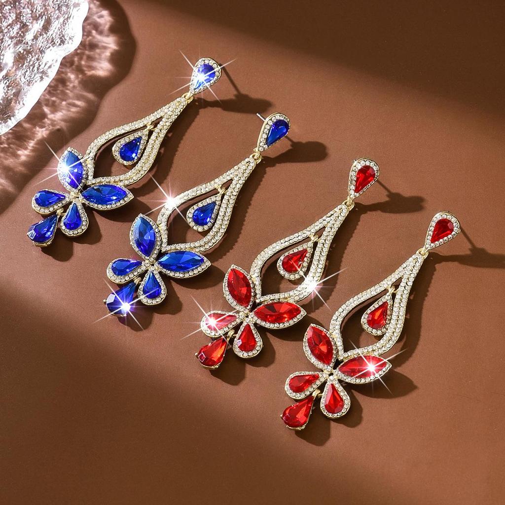 Elegant Rhinestone Water Drop Earrings: European & American Style Long Crystal Pendant Jewelry
