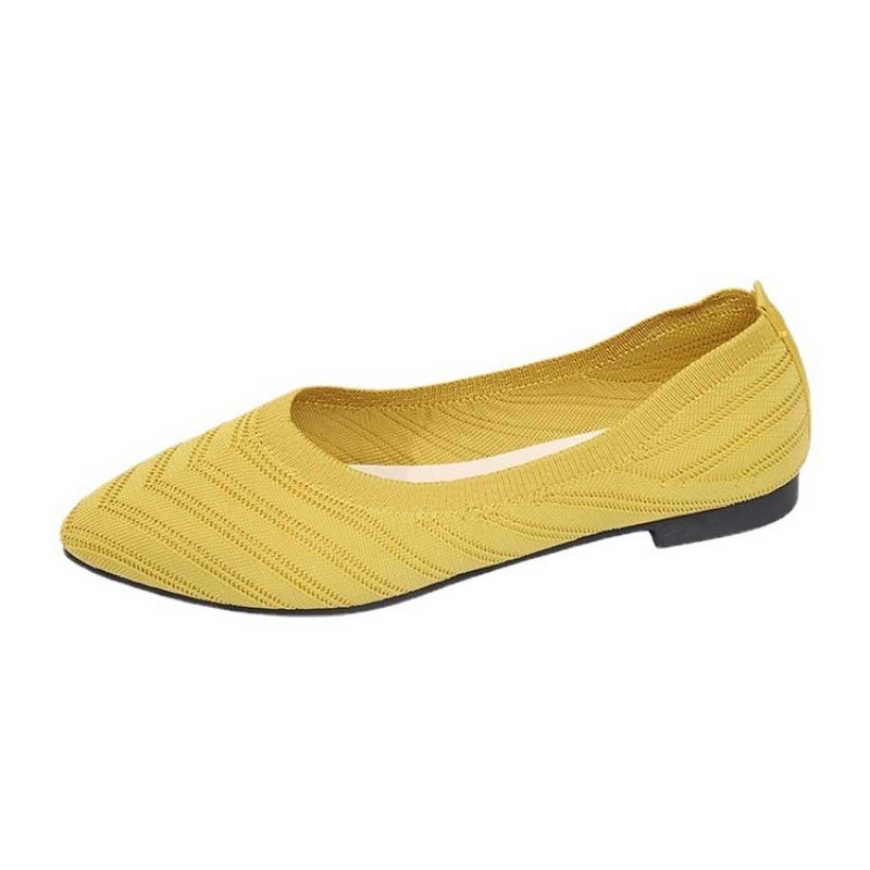 New Large-sized Knitted Flat Women's Shoes That Are Comfortable Breathable and Versatile