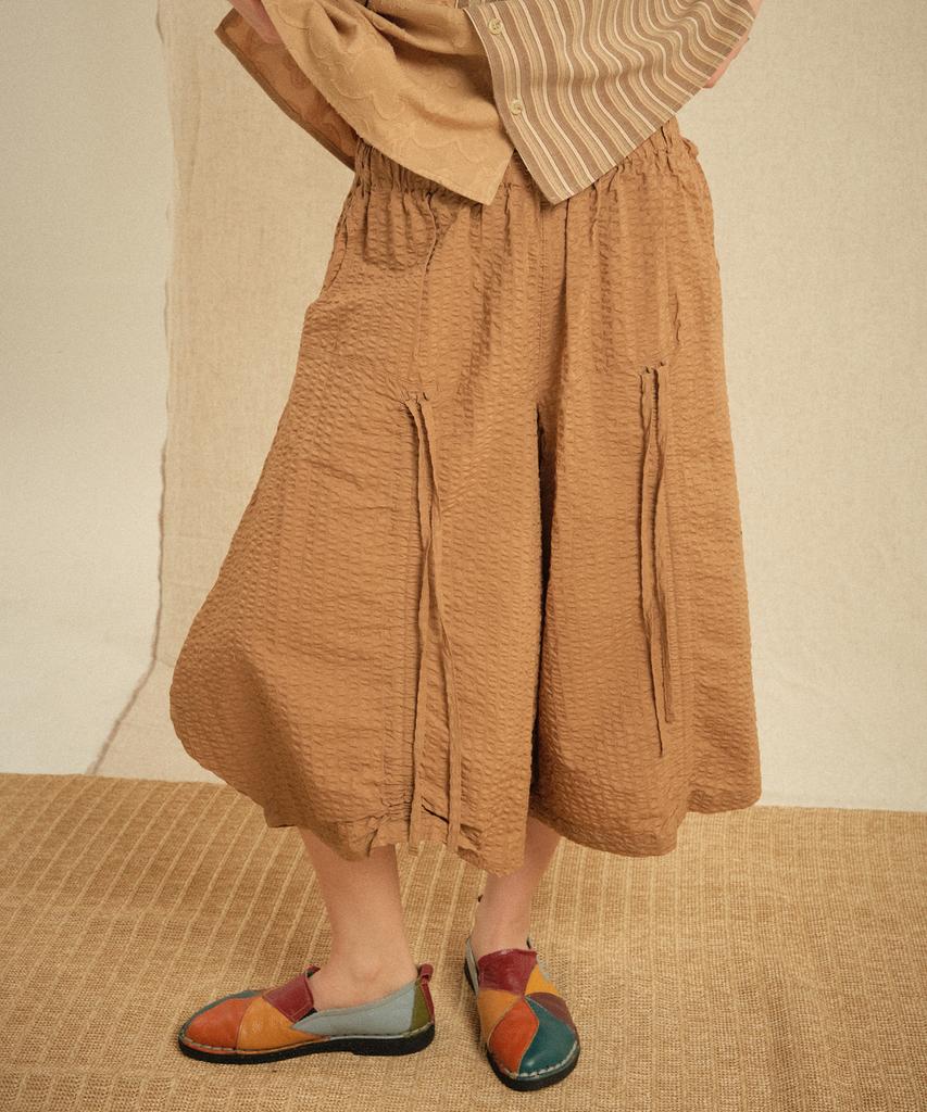 Lekyulli Shirring Skirt Pants Brown
