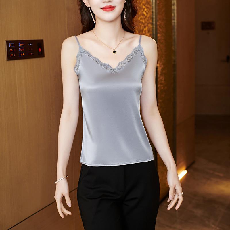 

Женский топ-камезоль из шелкового атласа с кружевом с V-образным вырезом - многослойный под блейзер или верхнюю одежду Large серый