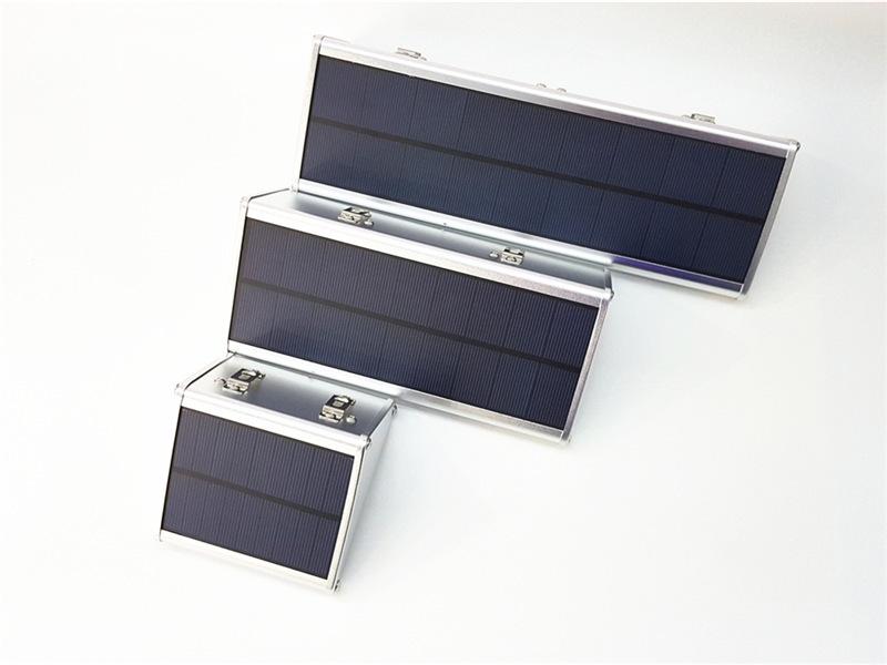 Arc Solar LED Motion Sensor Landscape Light for Outdoor Courtyard