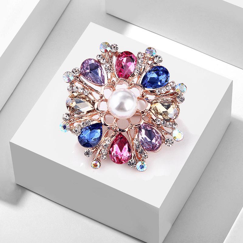 Fashion Shiny Colourful Crystal Pearl Alloy Brooch Pin Women's Clothing Accessories Exquisite Hypoallergenic Luxury Enamel Brooch Long-Lasting Color