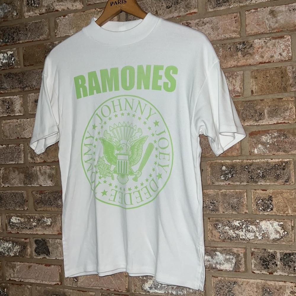 Ramones Vintage Tee Punk Rock Band Graphic T-Shirt Classic Logo Rare S-5XL M