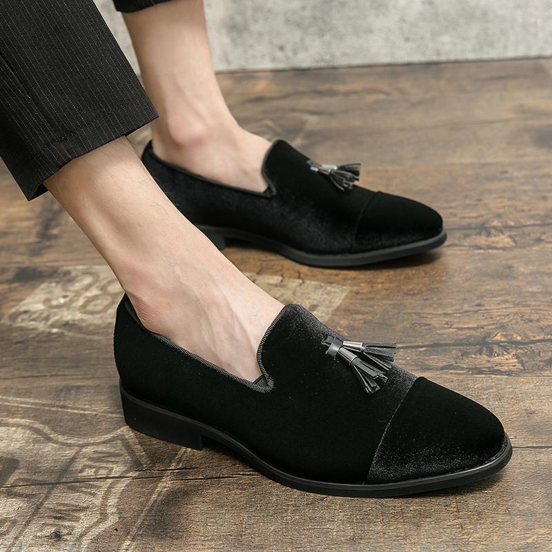 2024Men's Loafers Black Green Genuine Leather with Handmade Slip On Formal Dress Shoes Luxury Tassels Wedding Party Brogue Shoes