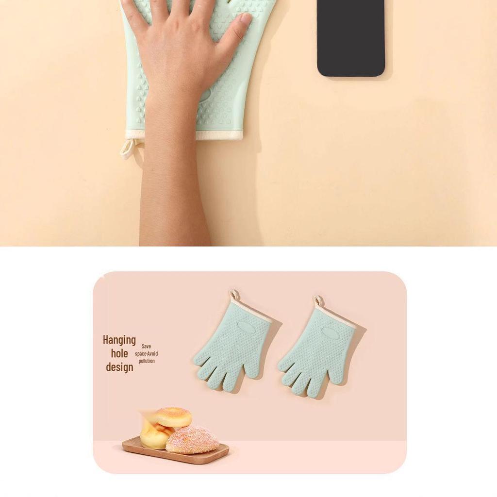 Heat-Resistant Knitted Cotton Oven Gloves: Insulated, Food-Grade, Easy-Cleaning.