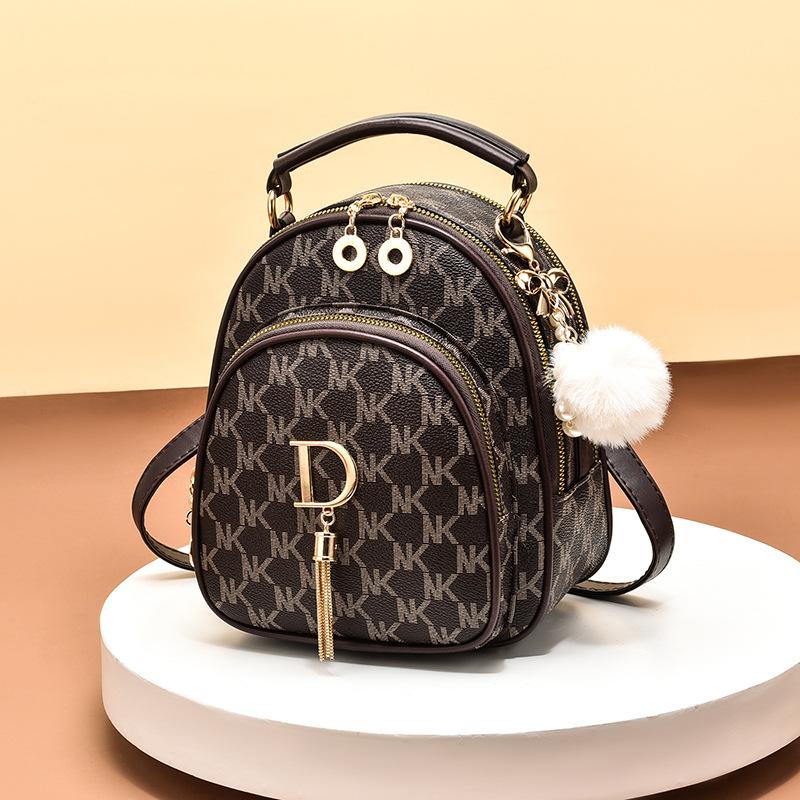 2025 new textured backpack women's large-capacity bag women's summer simple messenger bag fashion small bag women