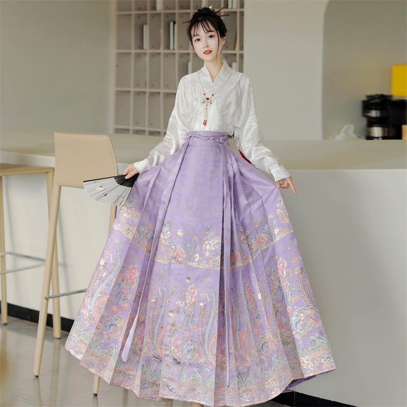 New Chinese-style red woven gold makeup horse dress, Guofeng Ming-made Hanfu women's heavy industry skirt, daily commute