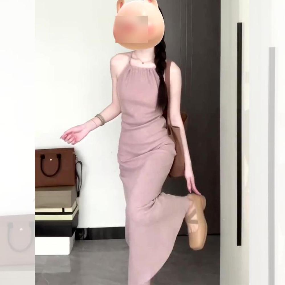 

Красивый темперамент, легкое и знакомое платье на бретелях через шею, ретро нишевый дизайн, чувство стиля, летнее приталенное платье XL- (recommended 110-60kg)