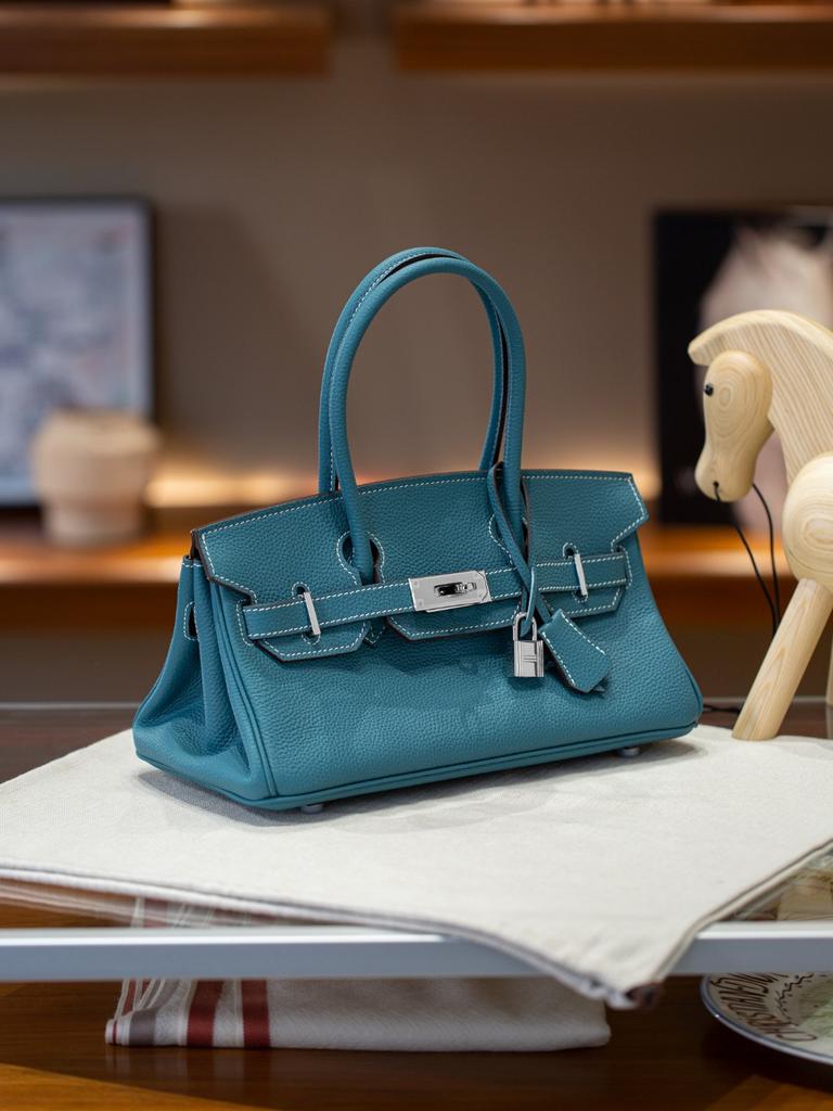 Geantă de umăr din piele de vacă ușoară TOGO Piele originală de fabrică Versiune de umăr Geantă de mână din piele de vacă Geantă de damă la modă