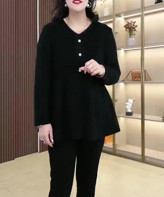 Spring Velvet Light Luxury Versatile T-shirt Sweater: Plus Size Elastic Top for Middle-aged Women