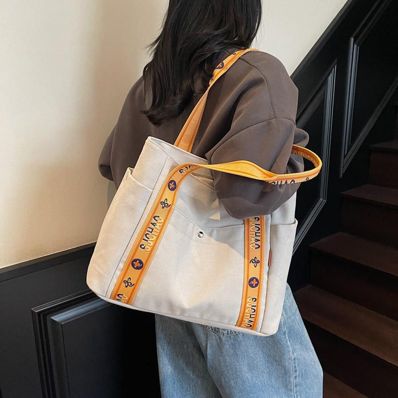 Casual Fashion Large Capacity Tote Bag Simple Travel Bag Women Large Shoulder Bag  Tote Handbag