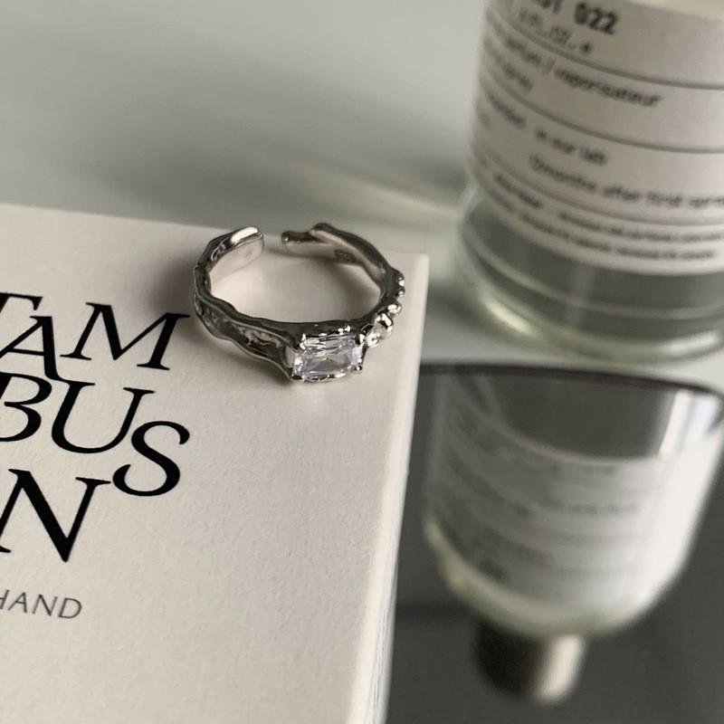 Dazzling Heart Shaped Adjustable Ring For Women With Unique Geometric Design And Sparkling Details