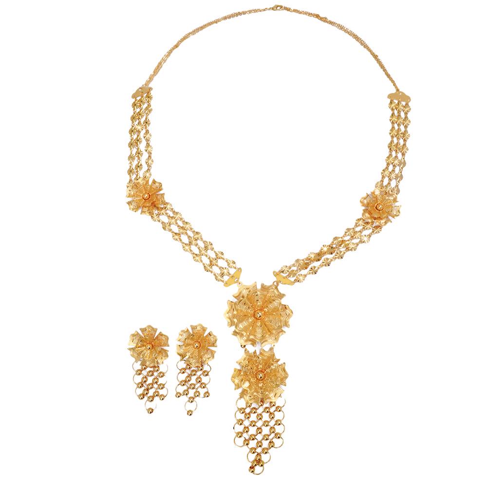 Dubai Gilded Flower Necklace & Earring Set with Ethnic Retro Court Style for Weddings and Banquets