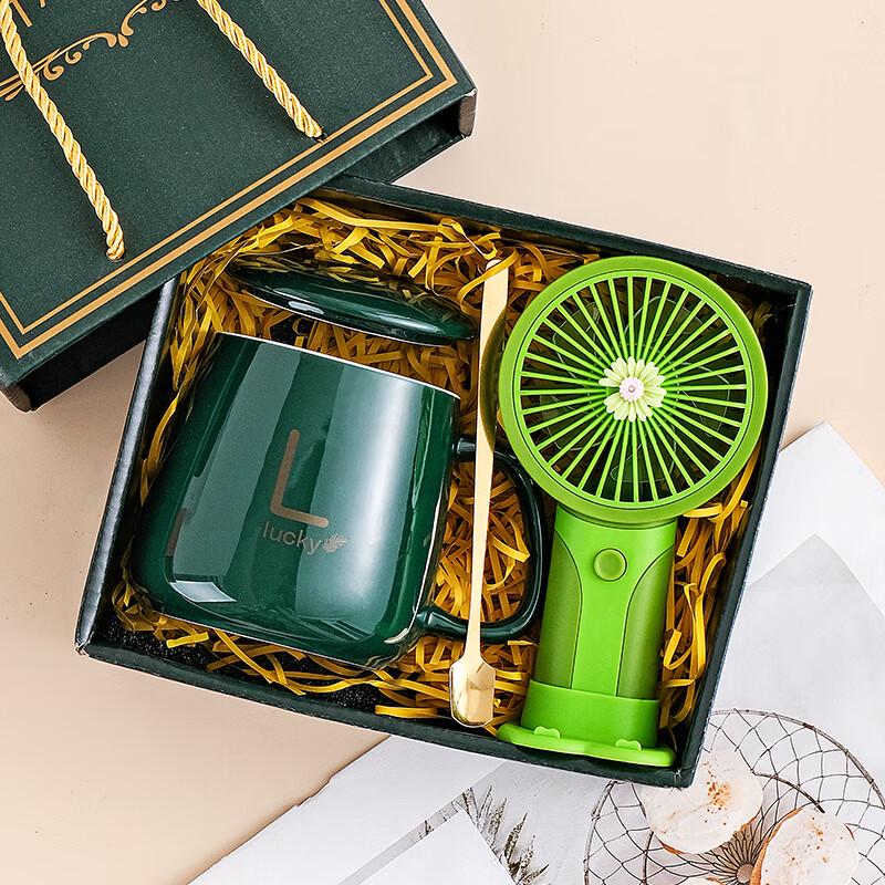 Ceramic Mug Gift Set with Daisy Fan