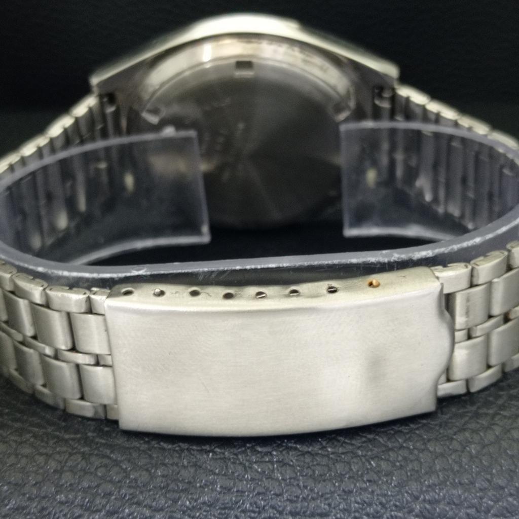 GENUINE VINTAGE AUTOMATIC SEIKO 5 JAPAN 7009A MENS MAROON DIAL WATCH A702403-5