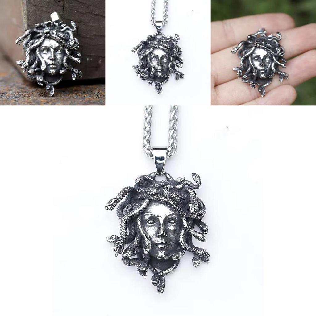 Collana Mitologica Medusa con Ciondolo Serpente in Lega di Zinco per Appassionati di Moda Gotica