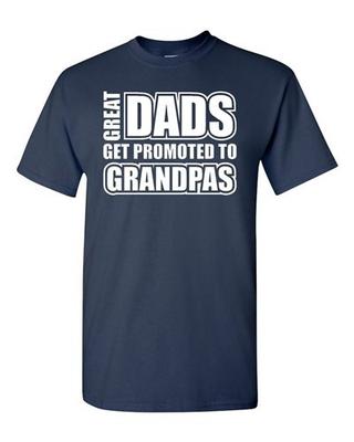 Erwachsene Tolle Väter Werden Zu Großvätern Befördert Papa Vatertag Geschenk T-Shirt Tee Unisex T-Shirt