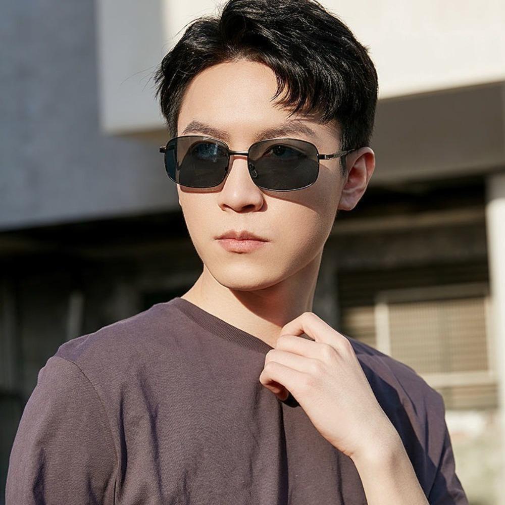 Polarized Folding Sunglasses for Men's Driving Day and Night Dual-purpose Square Driving Color Changing Sunglasses