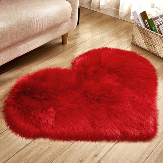 30 x 40 cm Love Heart Shape Plyšový koberec Protiskluzový koberec Rohož na dveře Domácí dekorace na postel