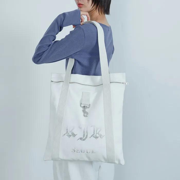 ke911. Archive Utility Canvas Bag white