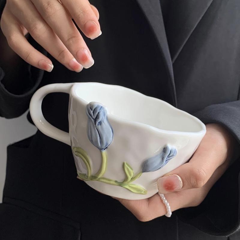 Tulpenbecher Geprägt Handbemalt Ins Style Tasse Kaffeetasse und Untertasse Keramiktasse Zuhause Kreative Wassertasse Teller