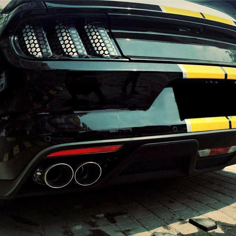 Dekorativní Praktické Samolepky na Zadní Světla Auta Typ Plástve Nálepka Černé Uhlíkové Vlákno 48 30cm