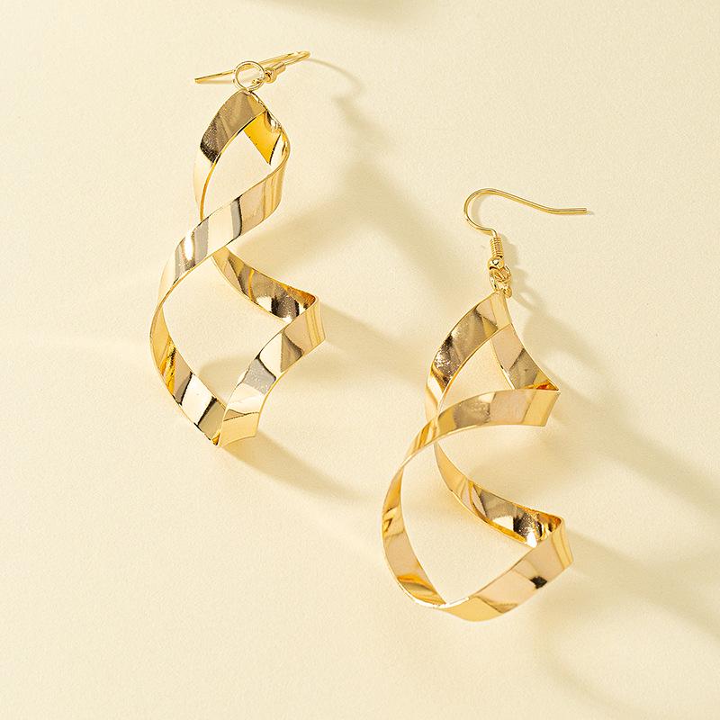 

Серьги «Скрученный крест»: Ретро, Нишевый дизайн для женщин - Европейский и американский уличный стиль моды