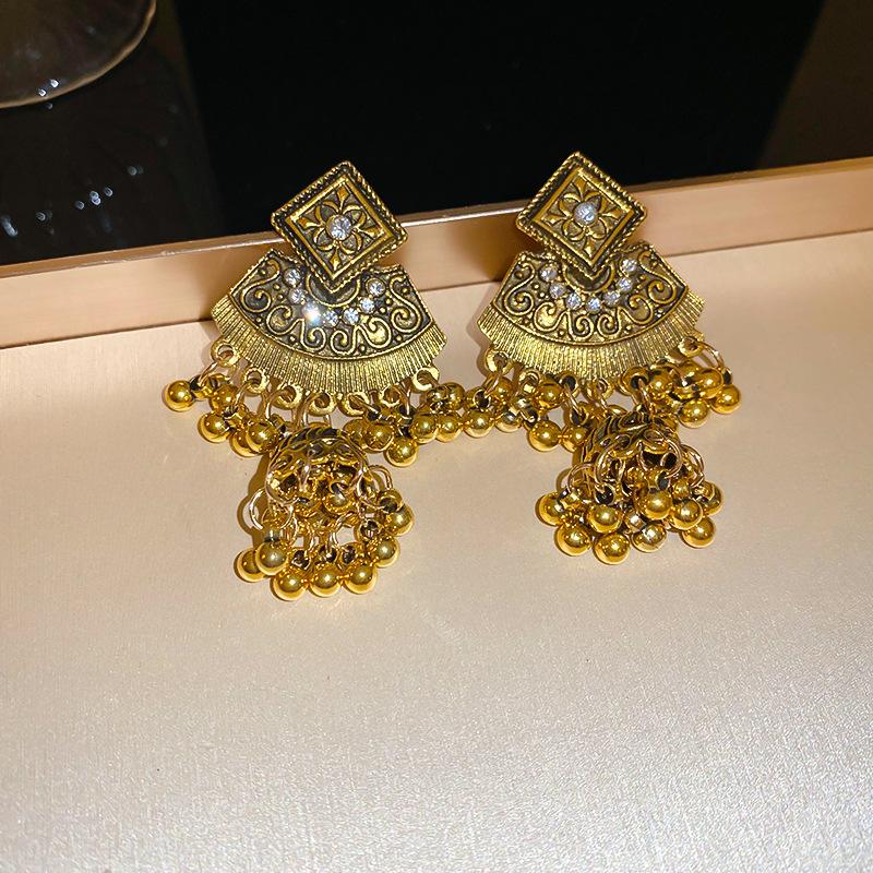 

GemChic женские новые винтажные полые круглые серьги с кисточками и бахромой, этнические модные серьги-гвоздики, подарок на день рождения, Рождество