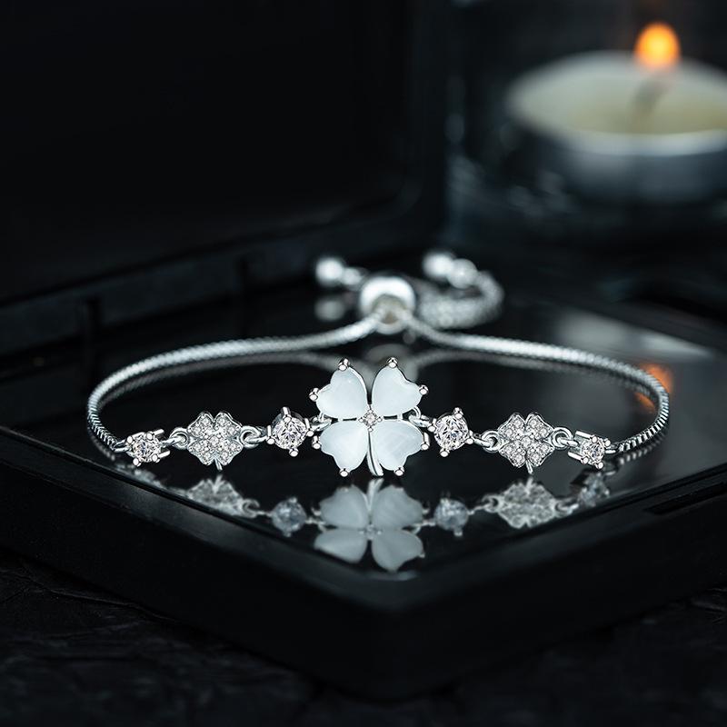 1Pcs Adjustable Chain Four Leaf Clover Bracelet Women Lucky Zircon Opal Jewelry Everyday Gift for Sister