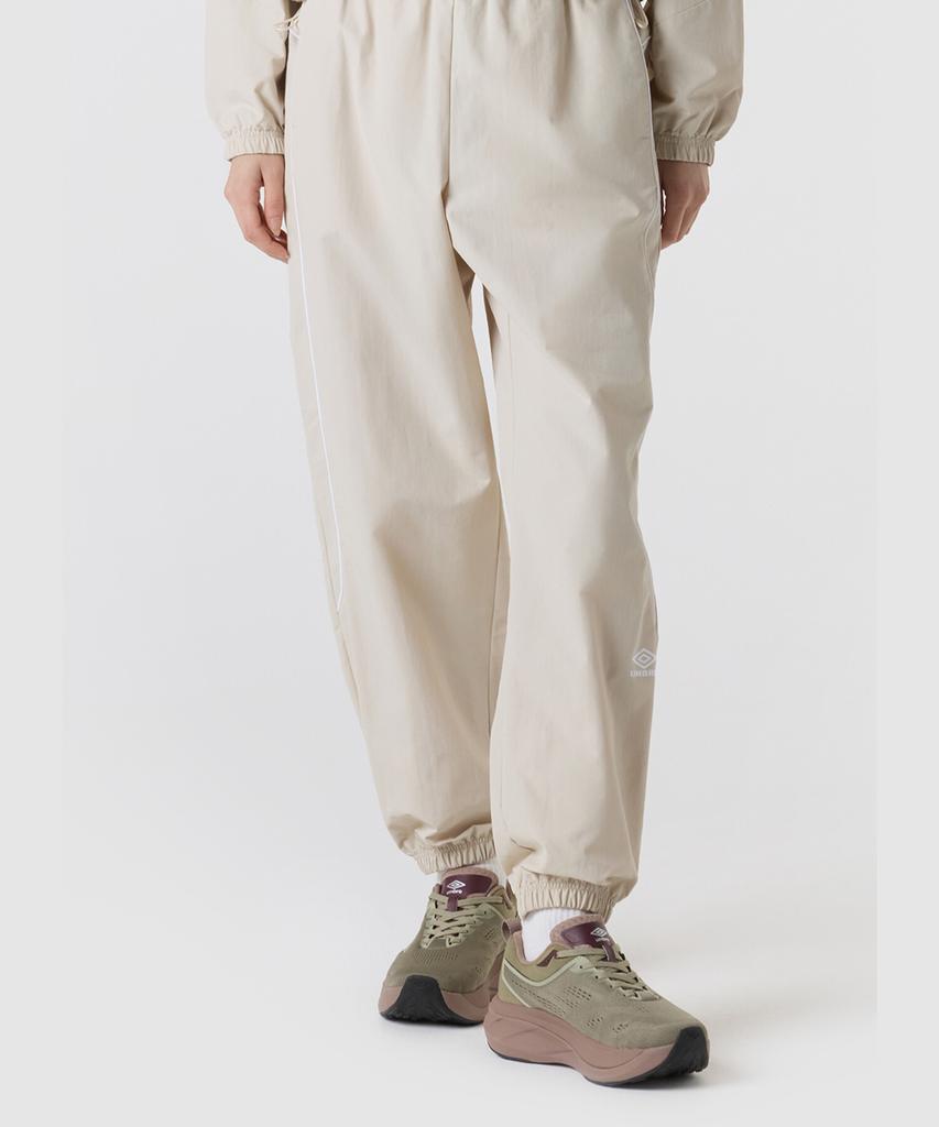 UMBRO Hbl Engineered Crew Woven Jogger Pants Beige (Uq323Cpt97)
