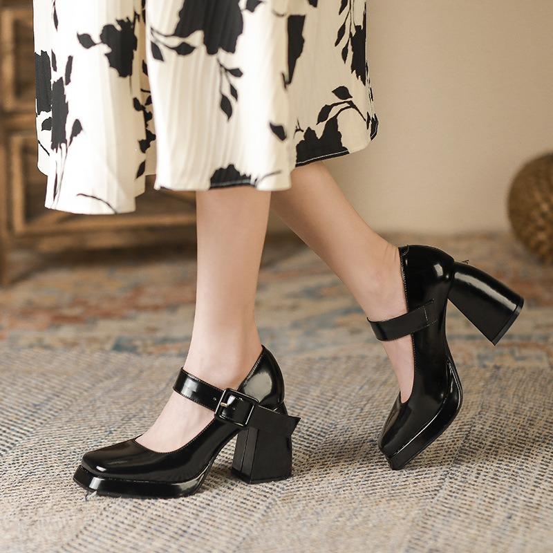 9-Waterproof table high heels for women's autumn new thick heel square head word Ma Lizhen shoes for women