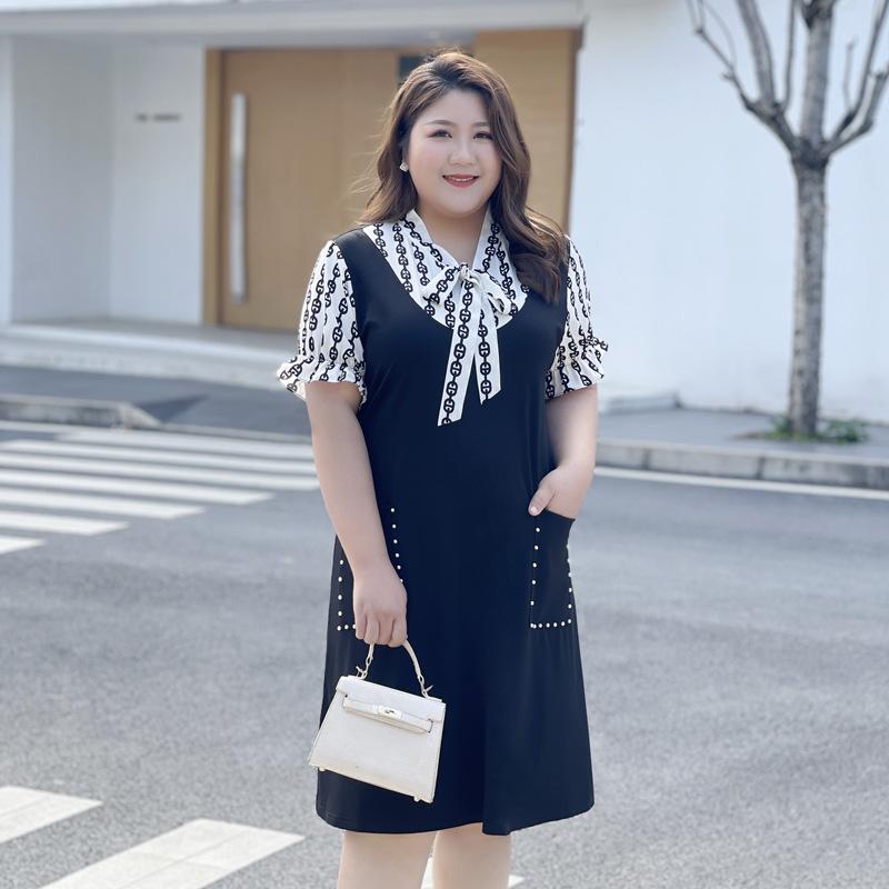 

Это летнее утягивающее и модное платье А-силуэта с короткими рукавами — стильное и элегантное платье в женском стиле 7XL чёрный