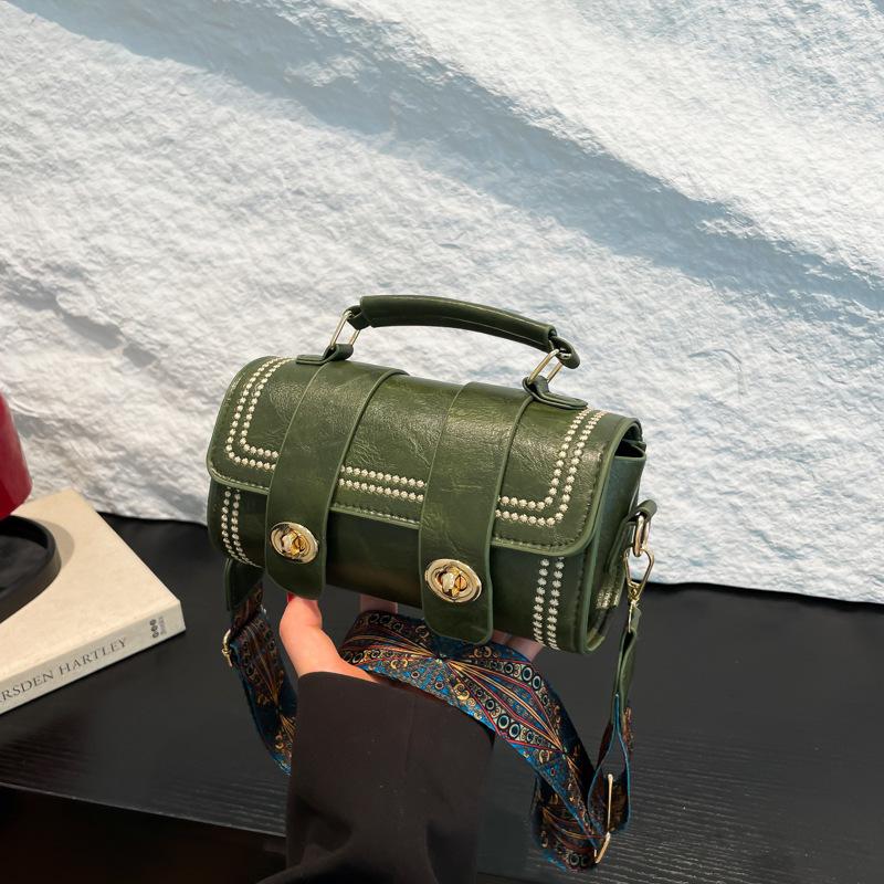 2025 New Popular Solid Color Casual Small Bag Women's Bag Wide Shoulder Strap Decompression Shoulder Messenger Bag Fashionable Small Square Bag