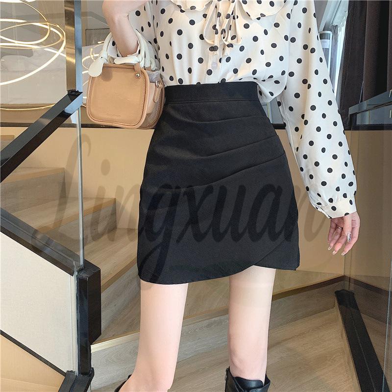

Plus Size Black Irregular High Waist Short Skirt - Autumn/Winter Slimming M чорний