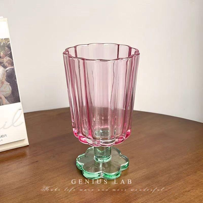 

1 шт. 250 мл. Стеклянная чашка во французском стиле в форме цветка, бокал для вина, милый стакан для чая Boba, домашний бар, посуда для напитков, летние праздничные подарки 250ml розовый