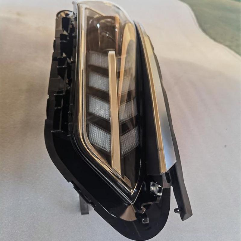 BYD Qin Plus EV/DMI Headlight Assembly: Front Spotlight & Position Lamp Single Pack - BYD Qin PLUS