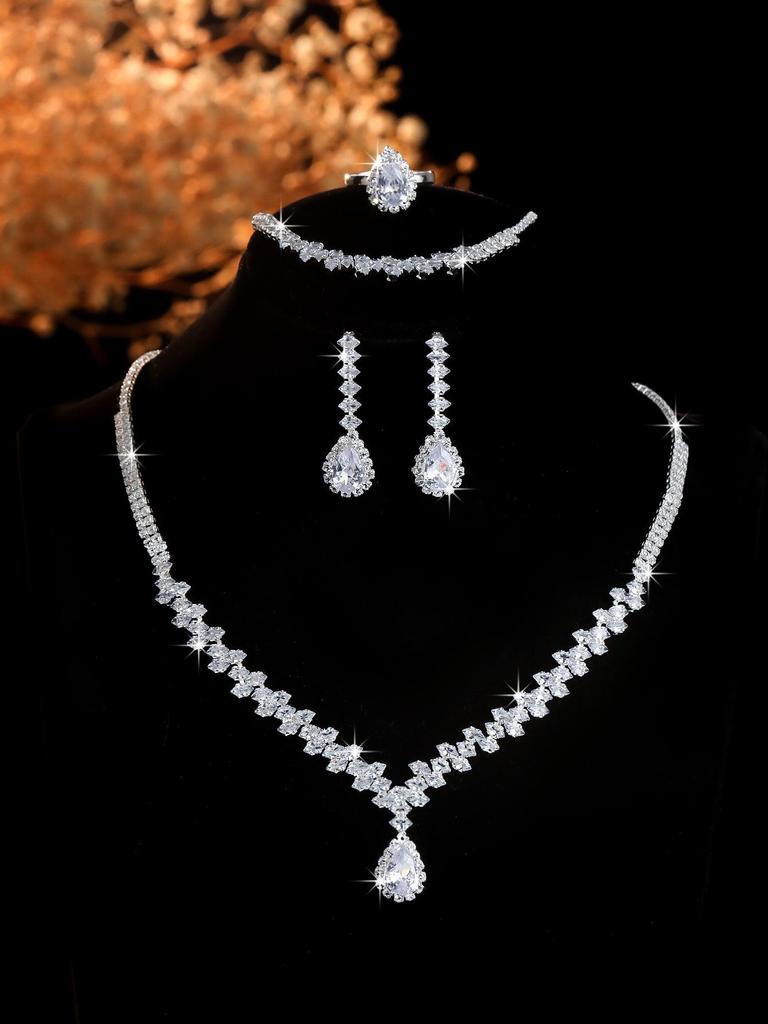 Elegant Crystal Necklace & Earrings Set for Weddings and Banquets