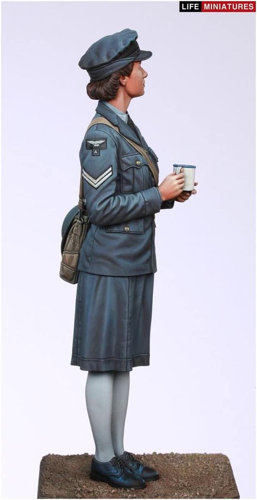 Life Miniatures WWII Royal Air Force WAAF Auxiliary Air Force Vice Chief Resin Kit 1/16 Women's 1940-1941 LM-16007