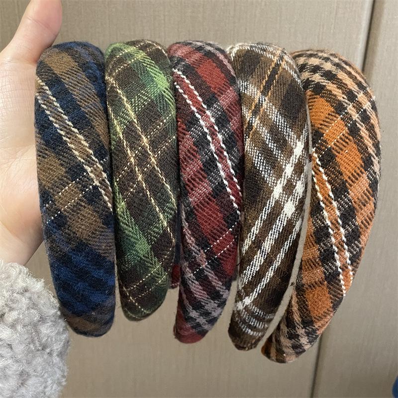 Academy Plaid Sponge Headband - Retro Korean & Japanese Style Hair Accessory.