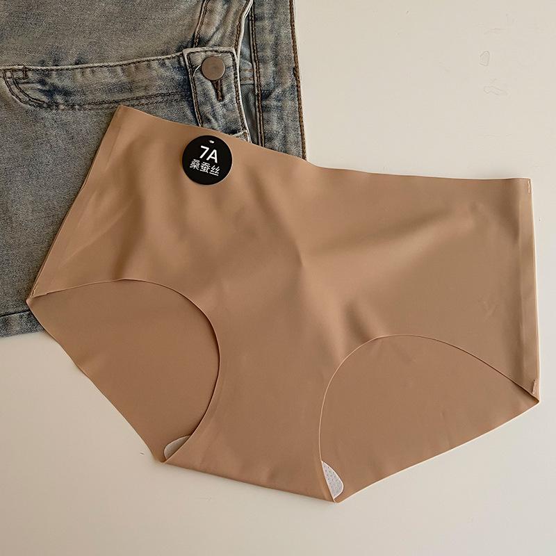 7A Mid-Rise Seamless Girls' Triangle Panties with Mulberry Silk Crotch - Comfortable, Breathable Women's Underwear