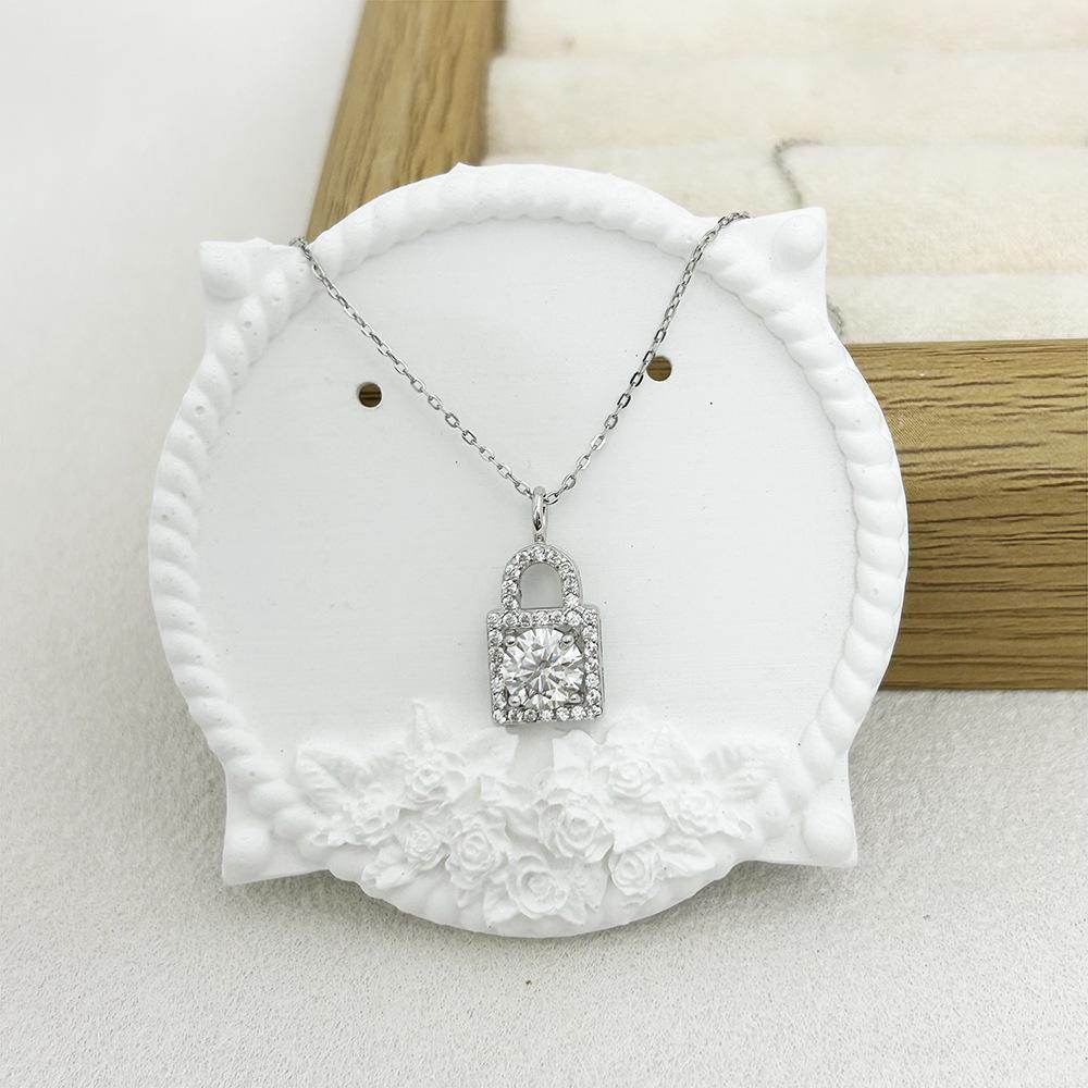 Elegant 1 Carat Moissanite Lock Pendant Necklace in S925 Sterling Silver for Women