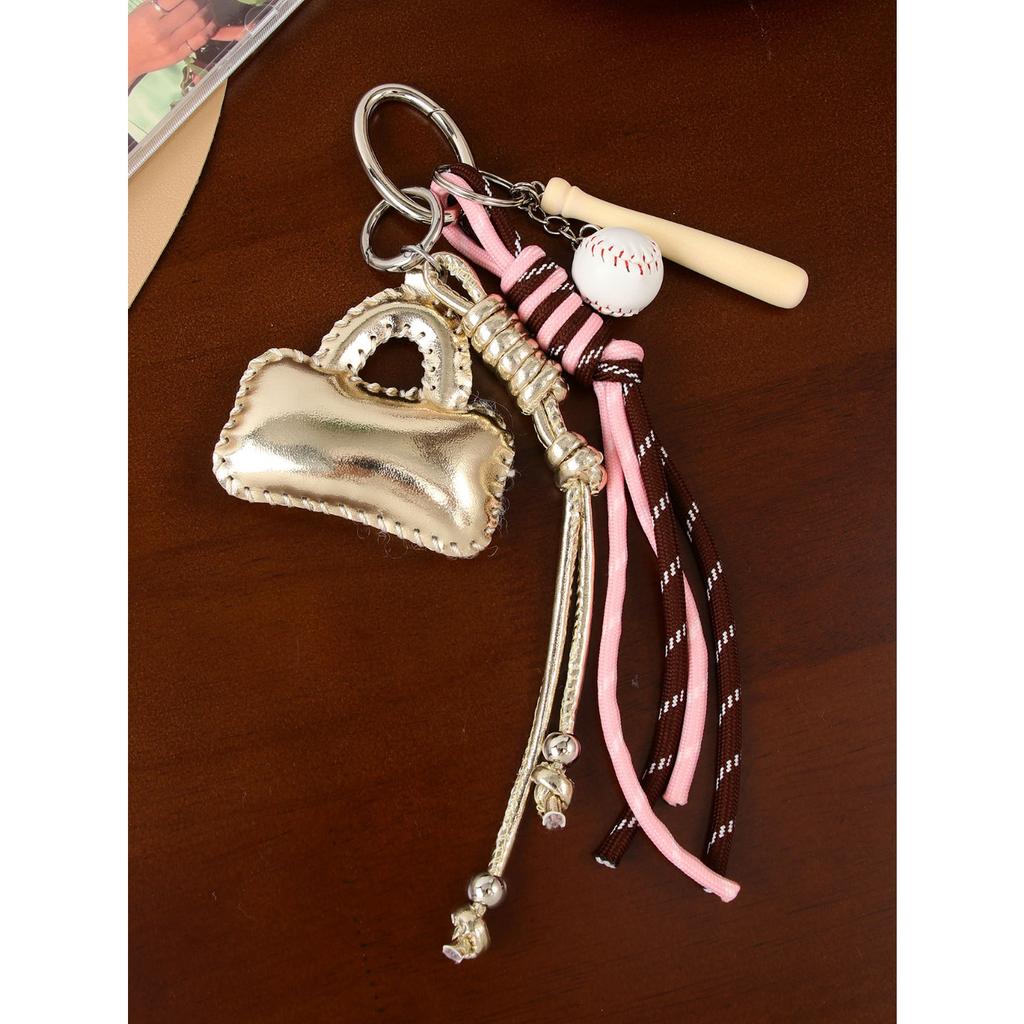 It is the original design of ins wind laser leather, high-end exquisite small bag pendant, keychain, schoolbag pendant.