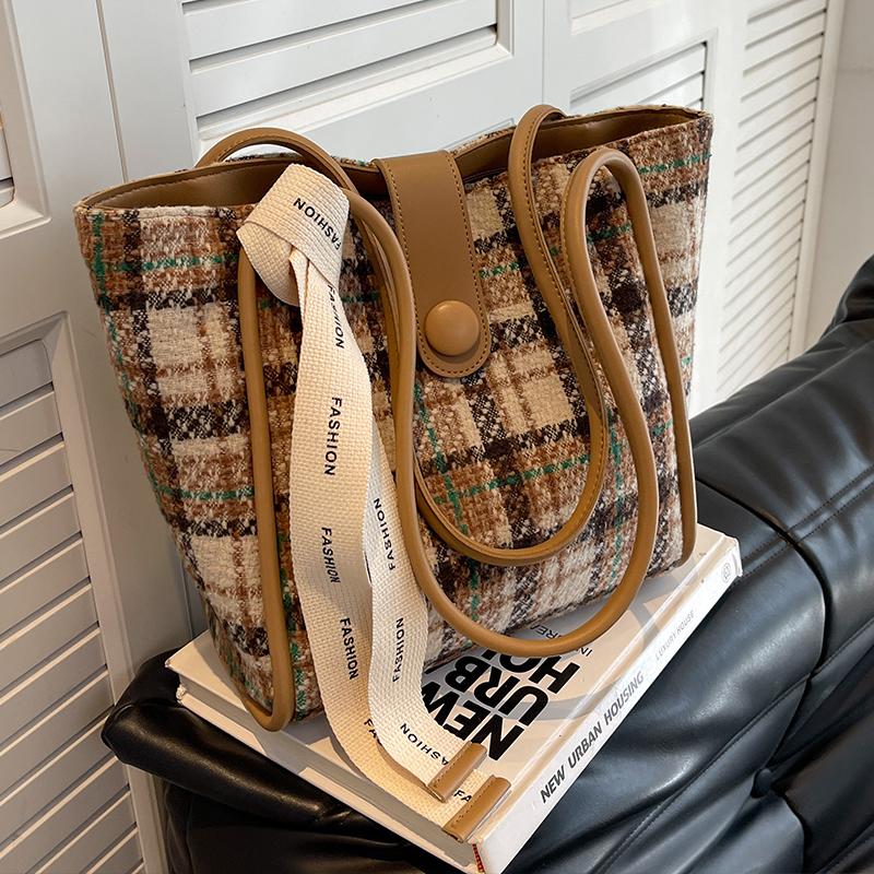 Fashion Handbag For Women Spring/Summer  New Polyester Commuting Shoulder Bag Vintage Ribbon Large Capacity Shopping Bag