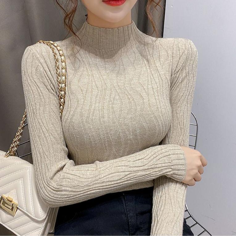 Semi-high-neck Sweater Solid-color Pullover and Fitted Knitted Sweater Are Worn Inside