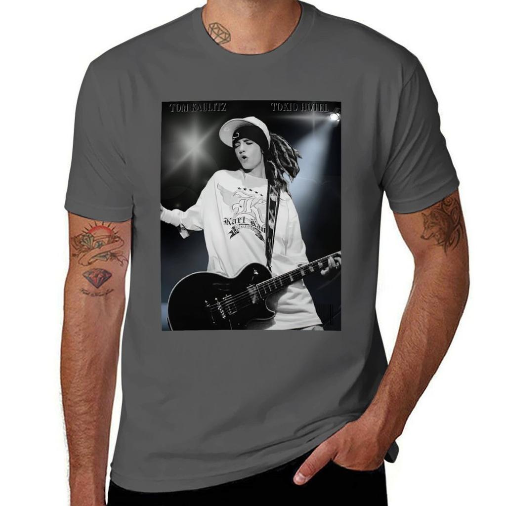 Tom Kaulitz 01 T-Shirt Minimalistisches Lässiges Kurzarm-Oberteil