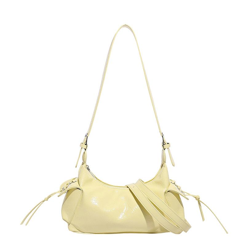 

Texture fashionable retro underarm bag women s new trendy shoulder bag commuter messenger bag