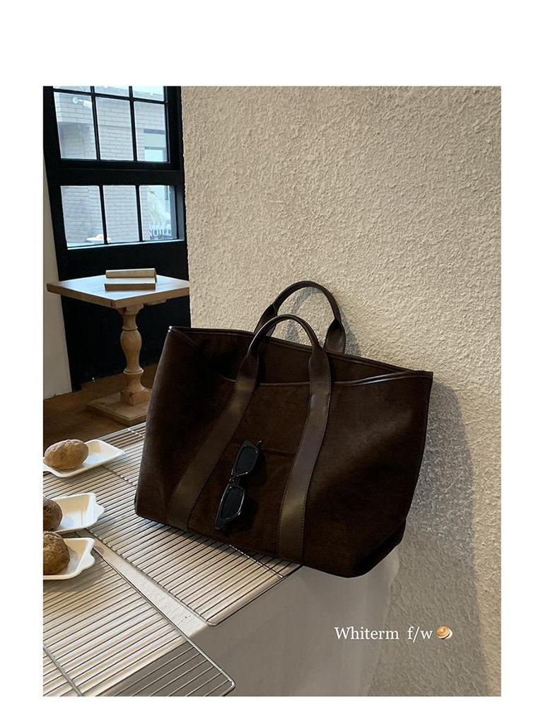 Dámska kabelka v retro štýle z kórejskej semišovej kože - Módna taška s veľkou kapacitou (2024) od Rourouchen