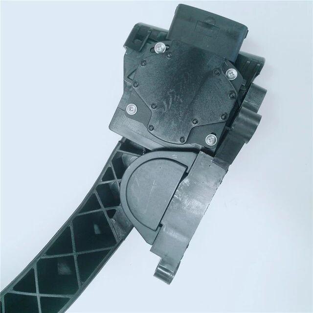 Cars parts original oil pedals accelerator 1108200U8014 for JAC J5 J3 J4