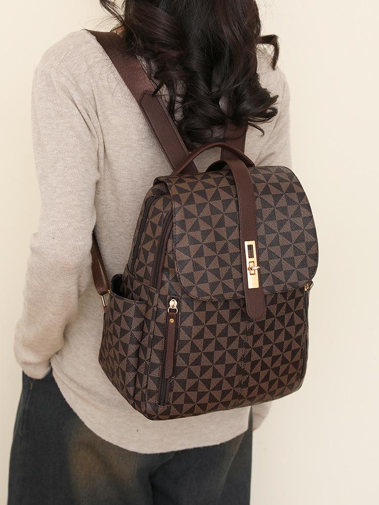 2025 Retro Floral Women's Backpack: Large Capacity Fashionable Schoolbag